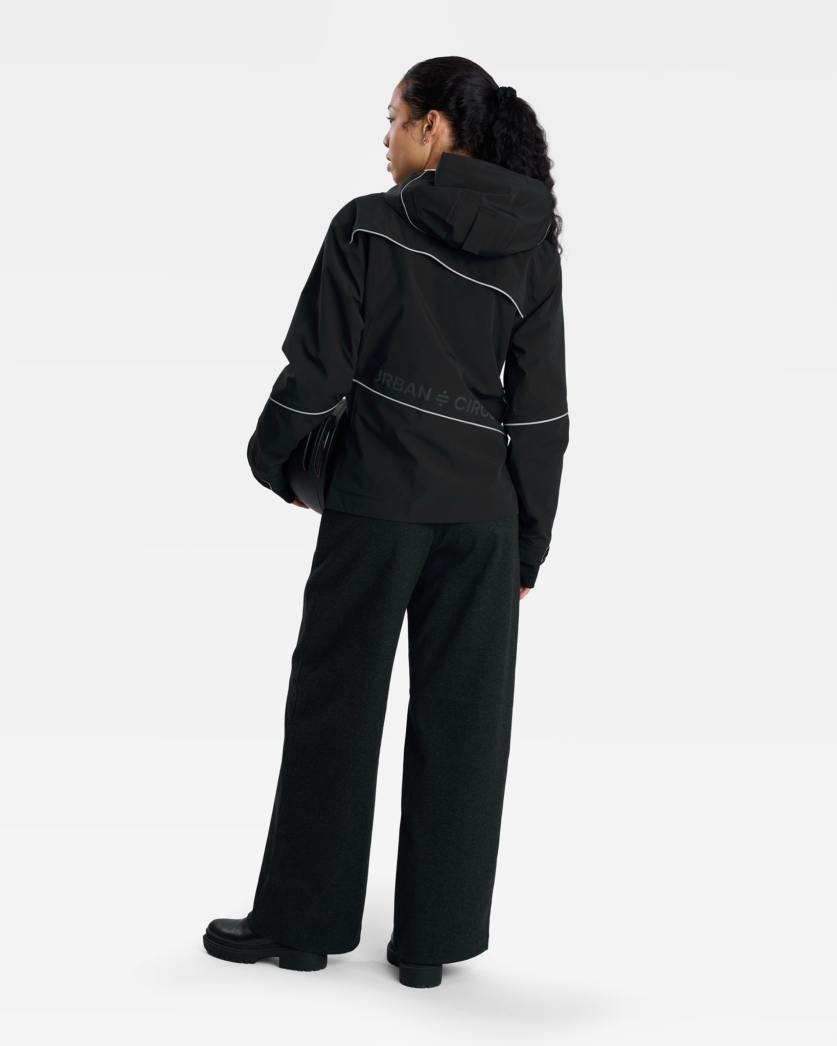 BVOUAC TECHNICAL BREATHABLE JACKET