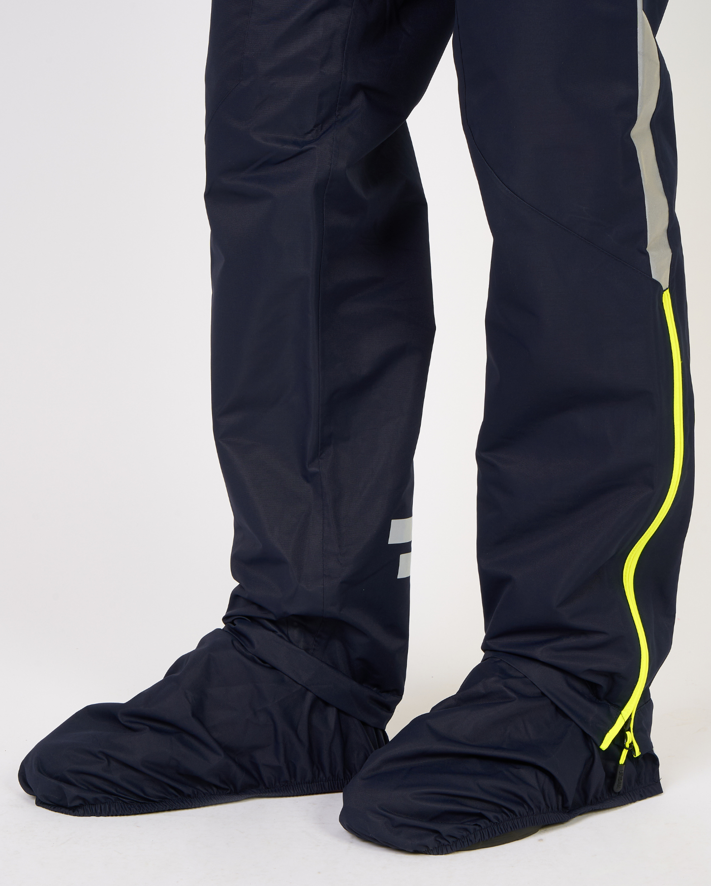 REGENHOSE IYUC