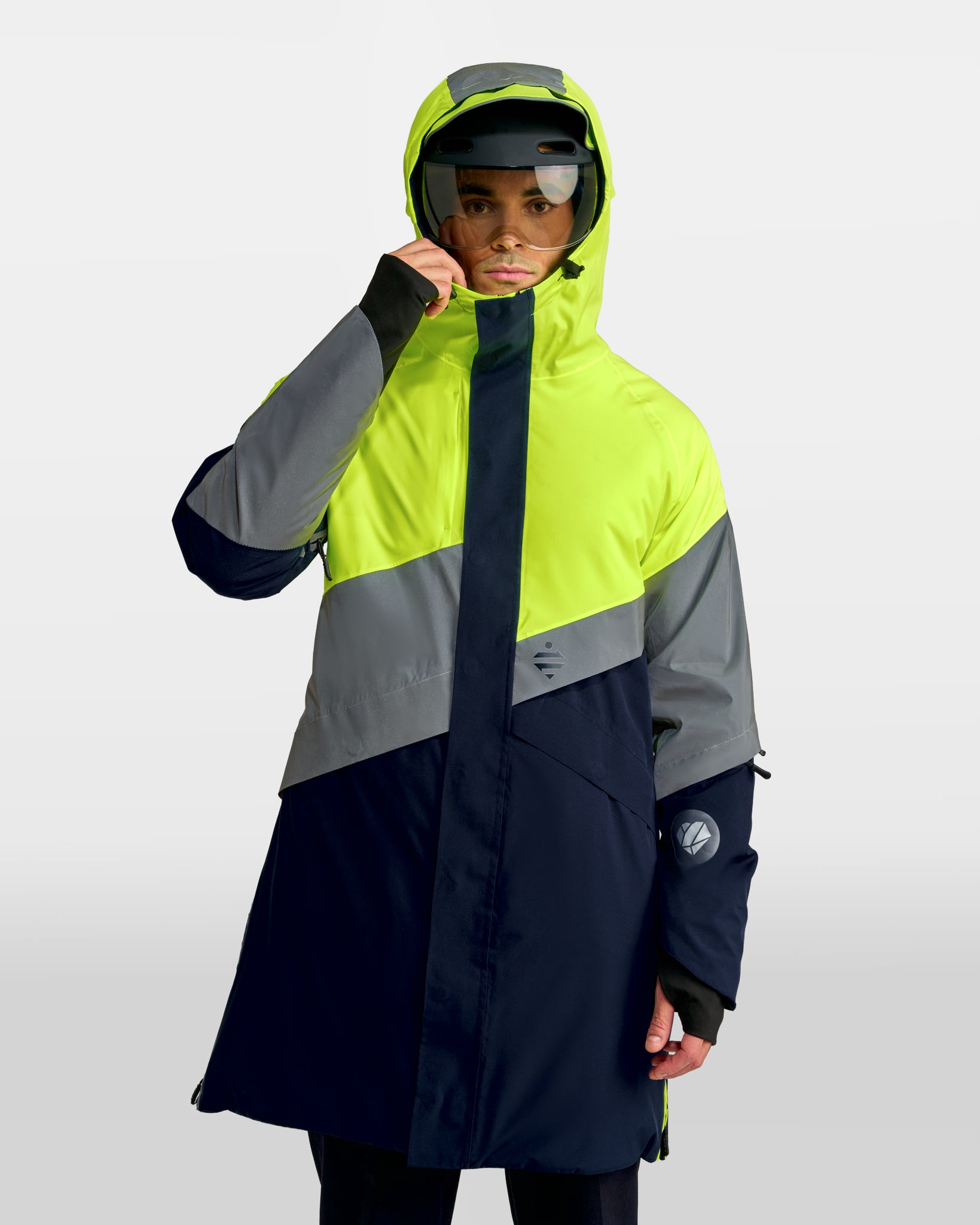 Parka chaude visible jaune fluo bleue marine grande capuche compatible casque vélo