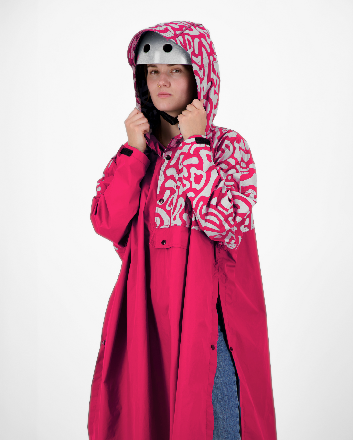 ROMEA REFLECTIVE RAIN PONCHO