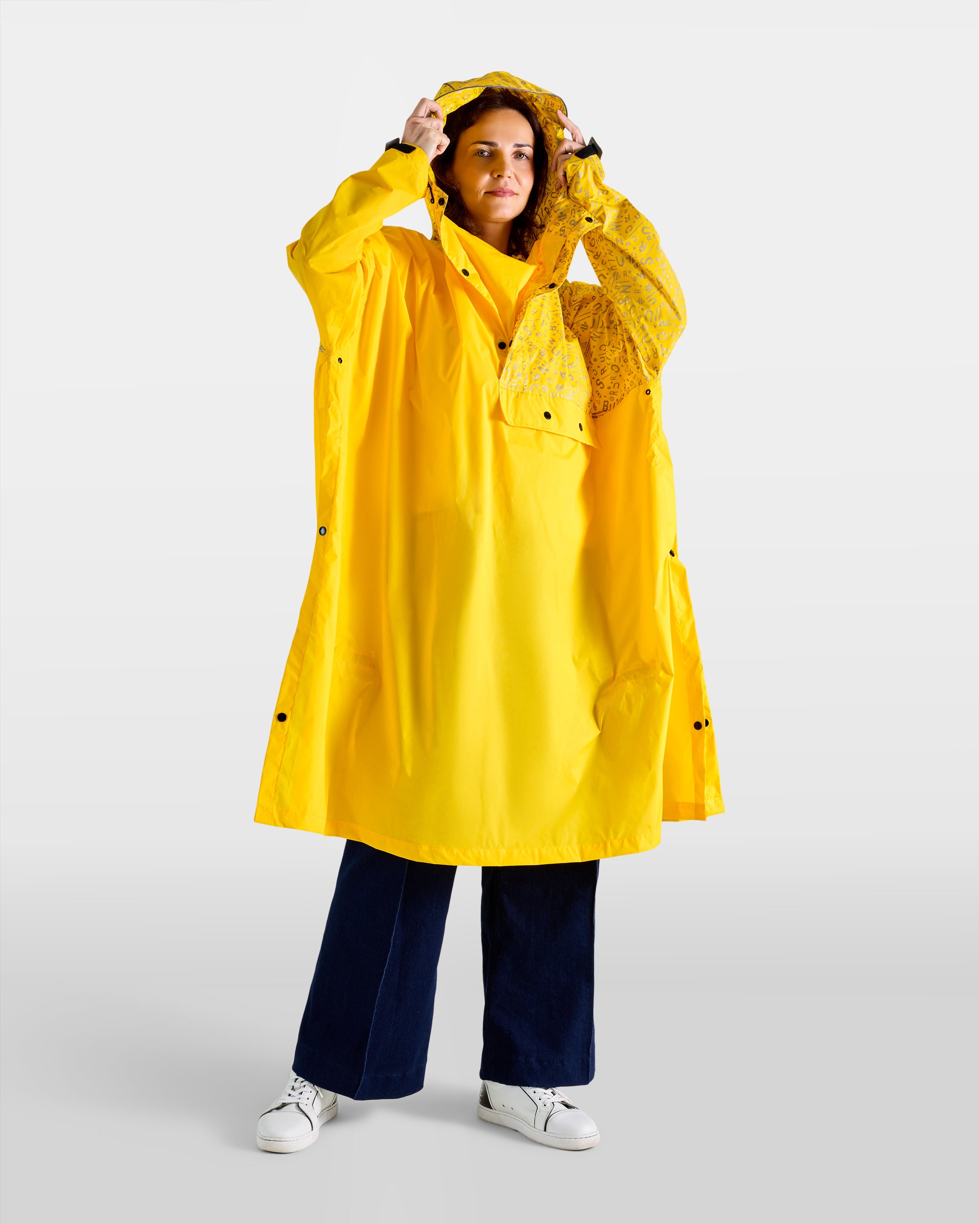 ROMEA REFLECTIVE RAIN PONCHO