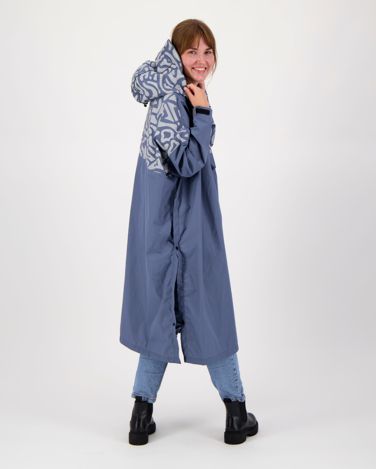 ROMEA REFLECTIVE RAIN PONCHO