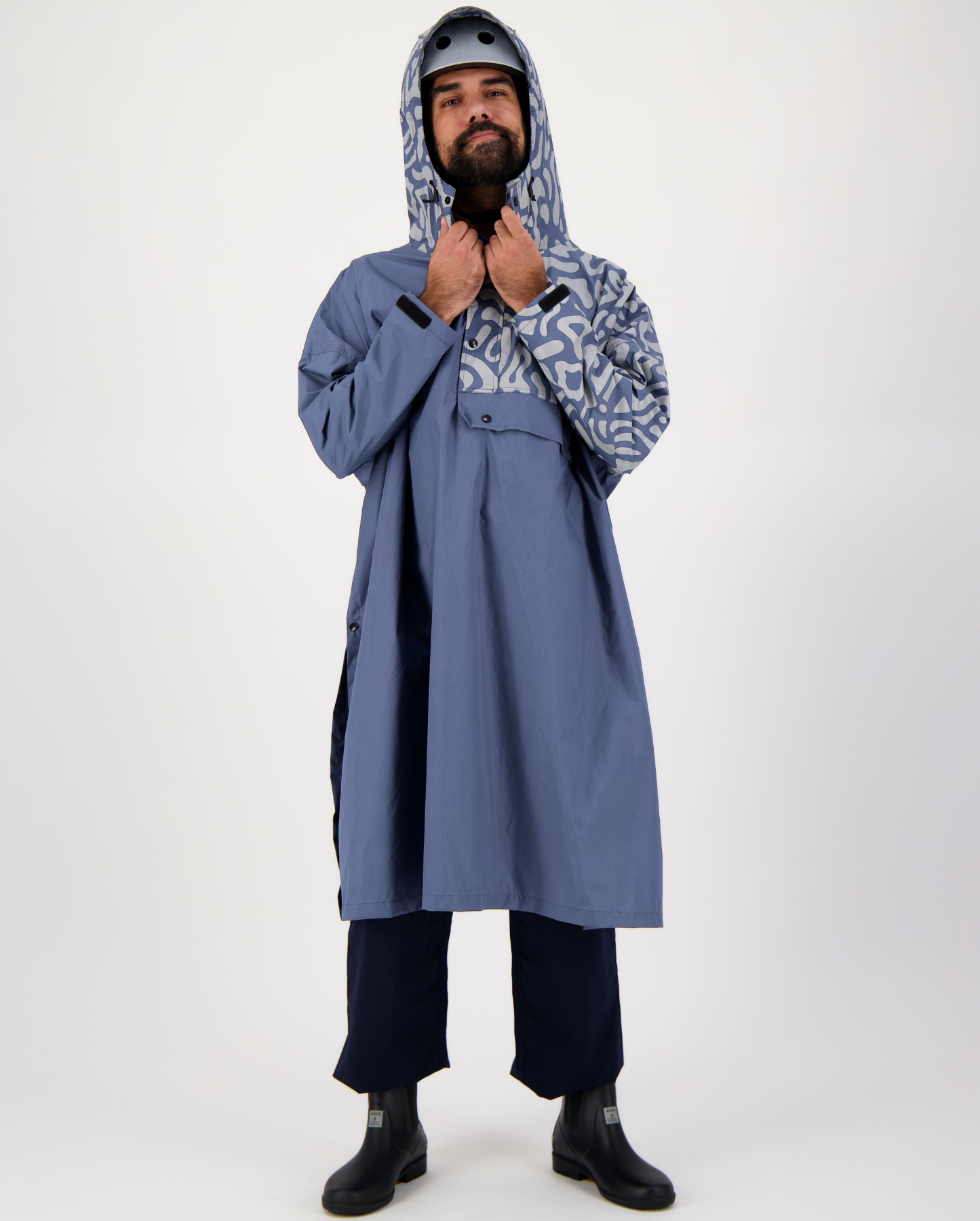 ROMEA REFLECTIVE RAIN PONCHO