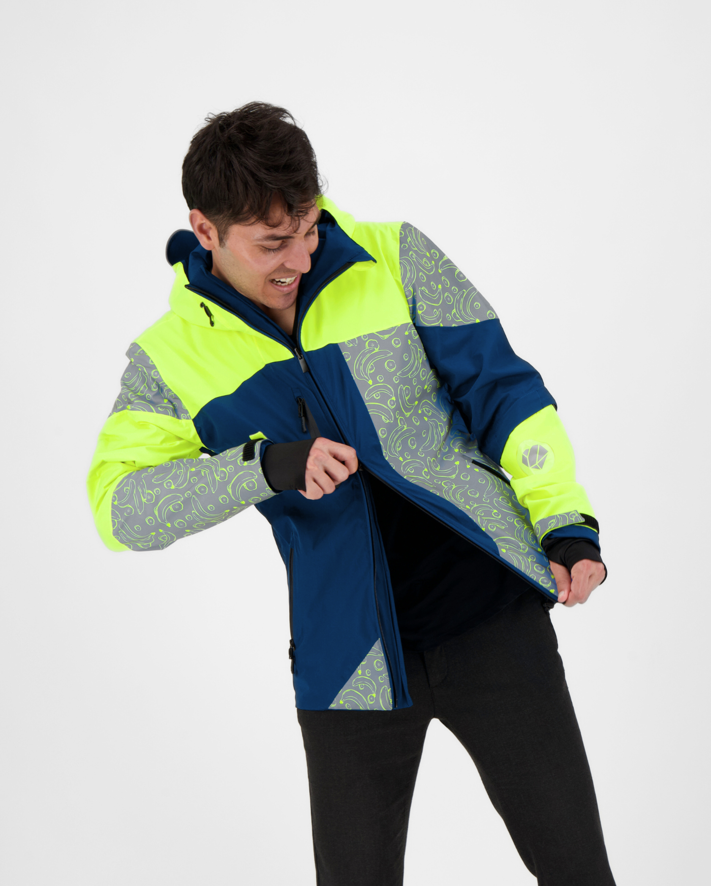 REFLEKTIERENDE UND WENDBARE JACKE MIT REPOP-MUSTER
