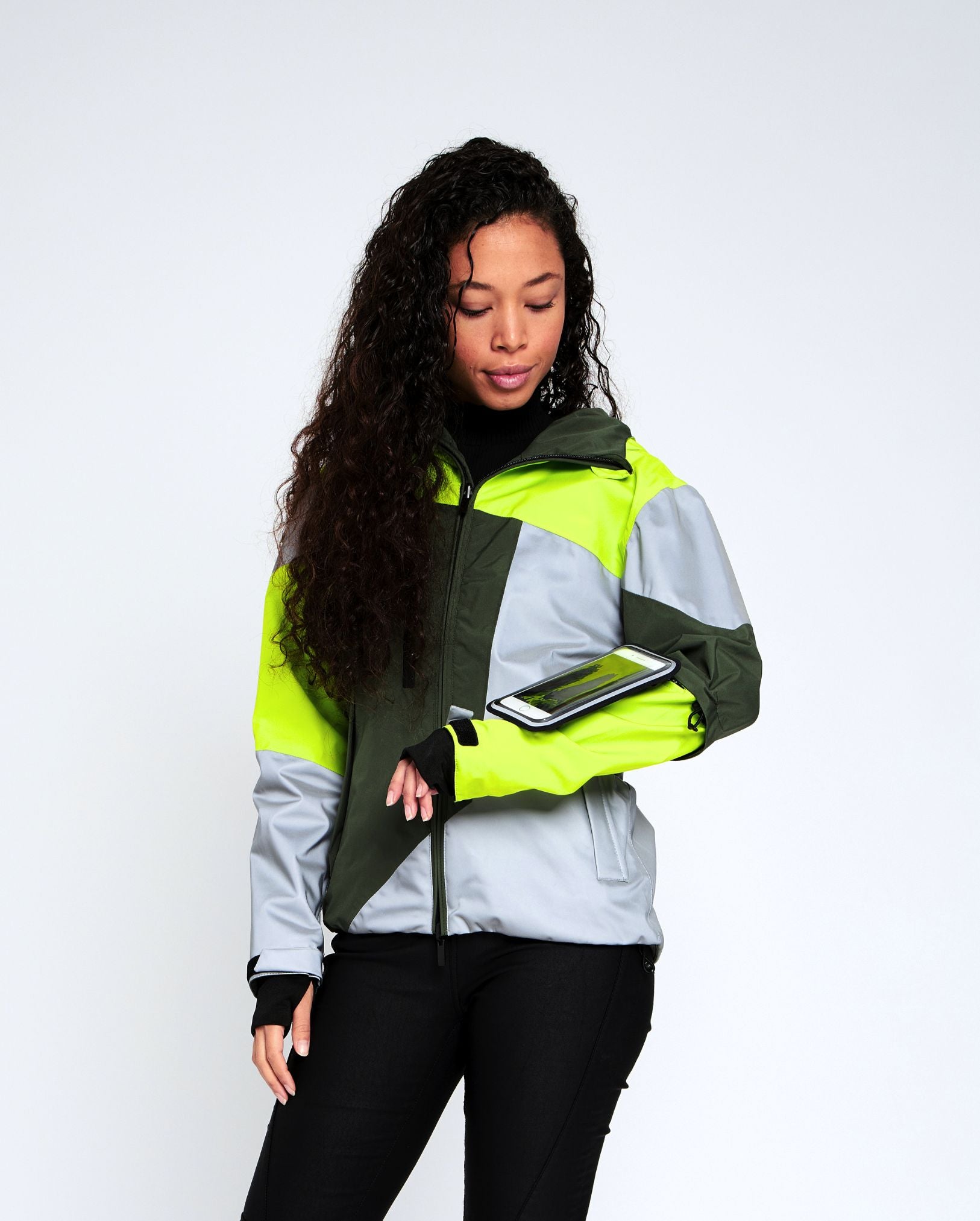 REPOP urban cycling jacket with Shapeheart touchscreen phone pouch