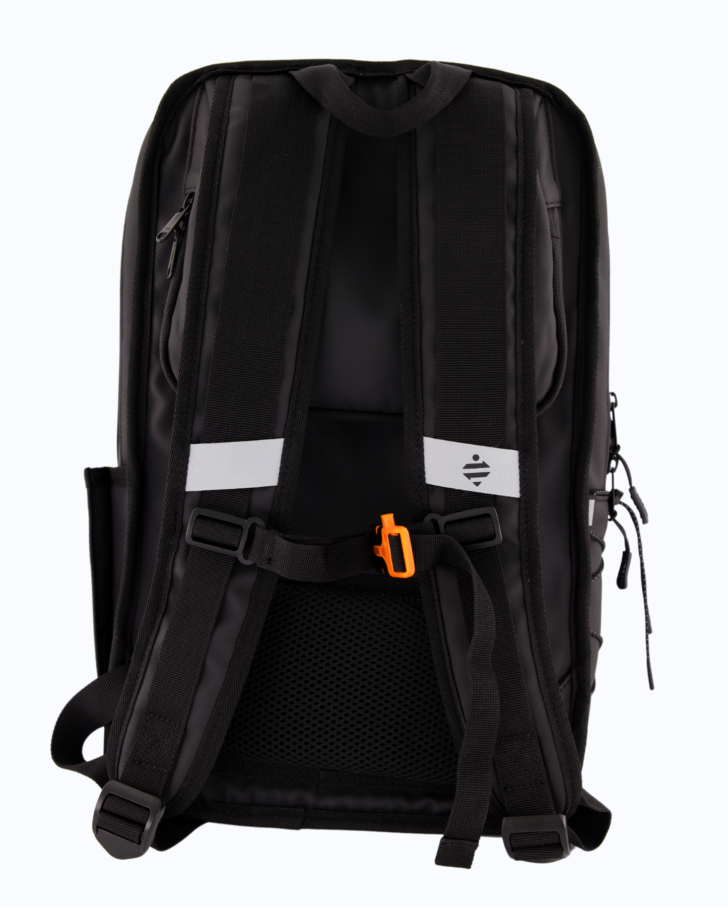 sac à doc convertible en sacoche vélo vue des bretelles et dos mousse de confort