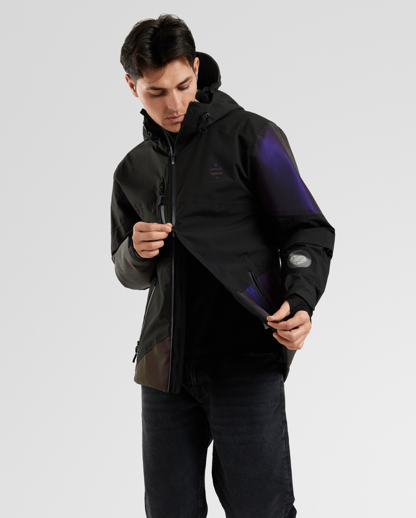 Veste noire mobilités urbaines aérations double zip d'ouverture