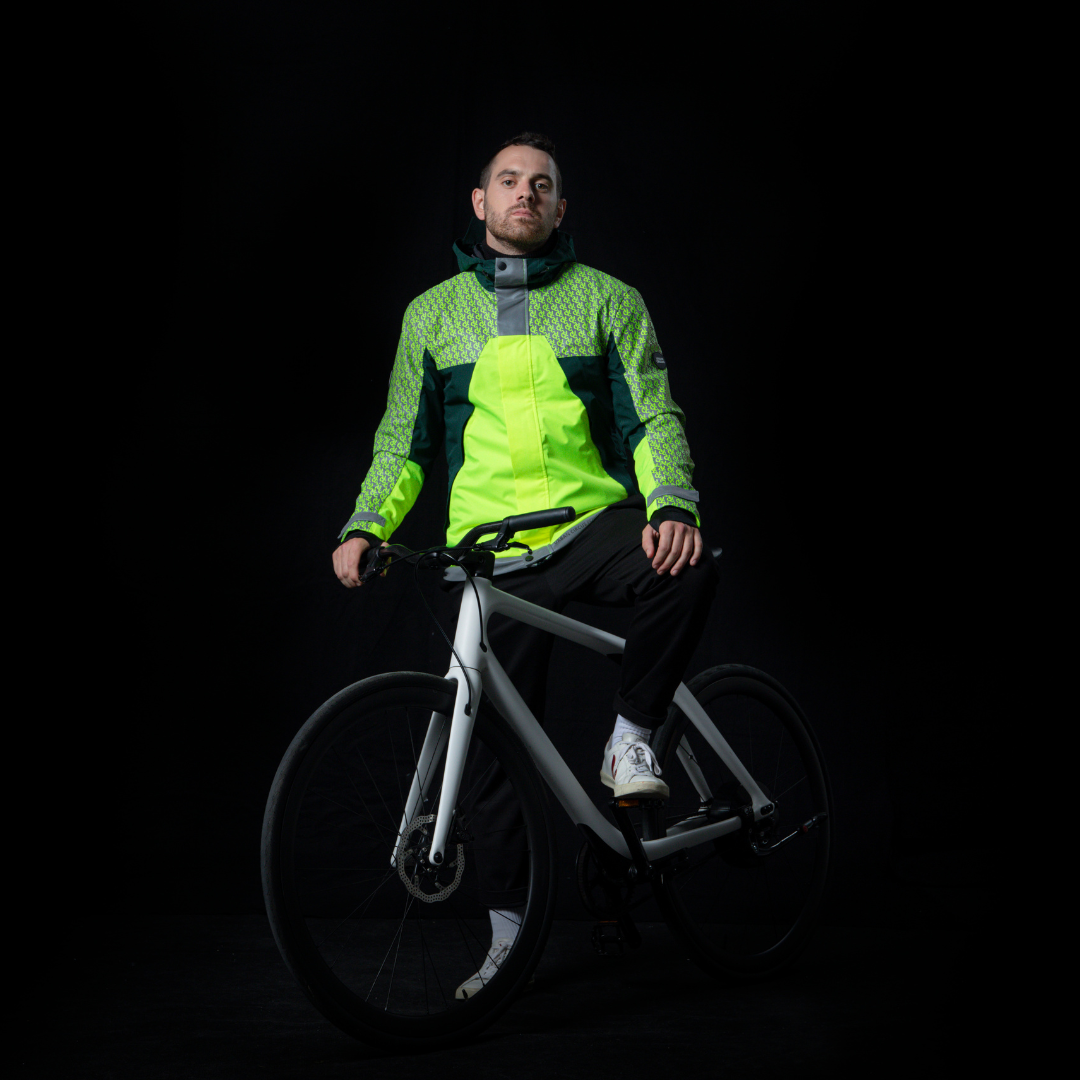 veste vélo réfléchissante et fluorescente