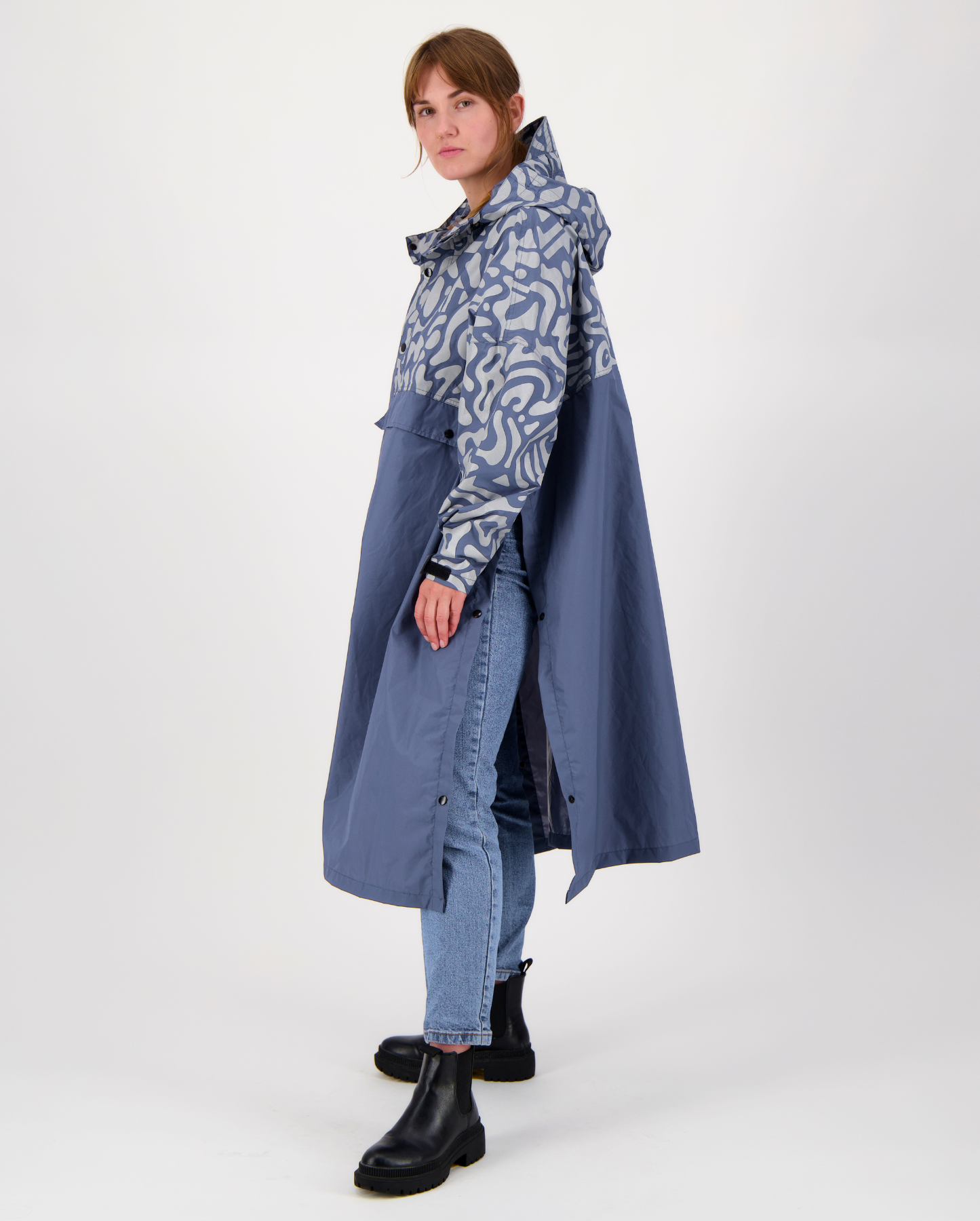 ROMEA REFLECTIVE RAIN PONCHO