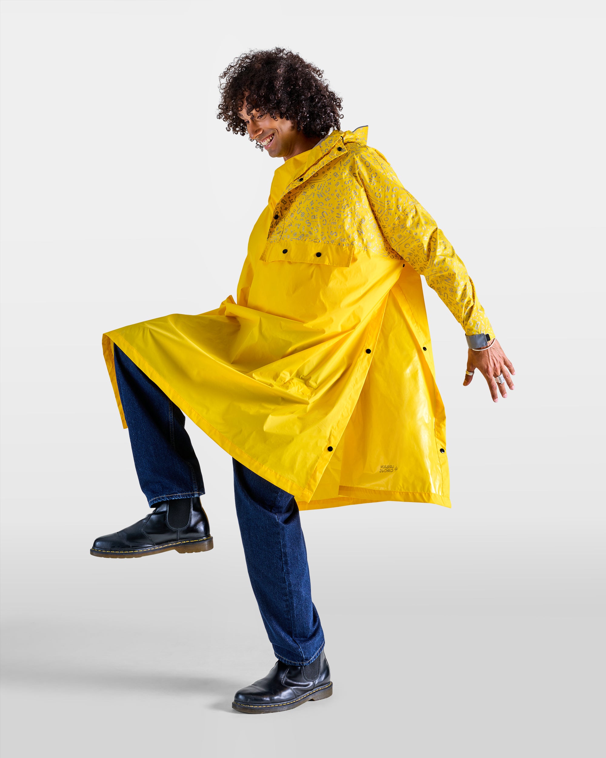 ROMEA REFLECTIVE RAIN PONCHO