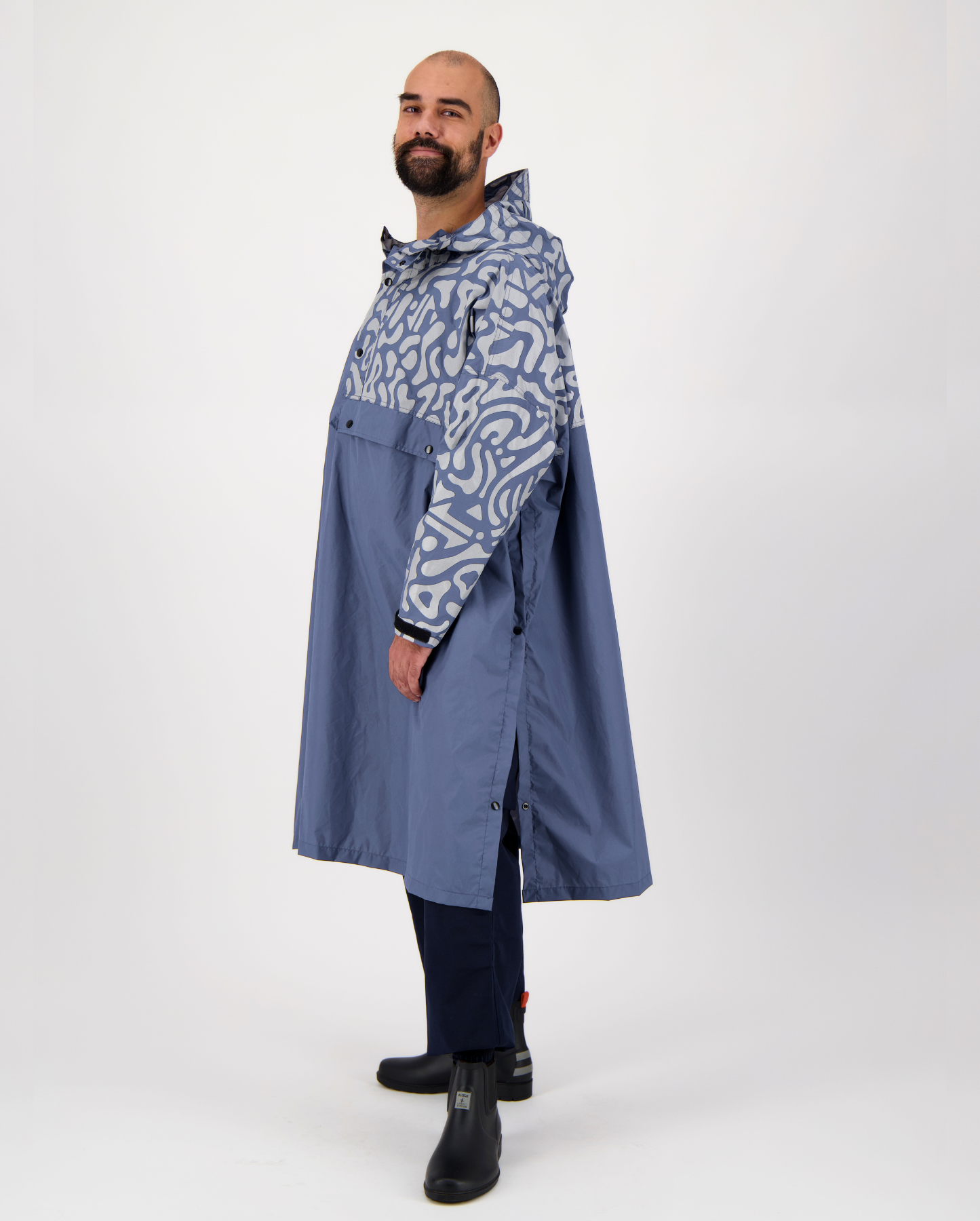 ROMEA REFLECTIVE RAIN PONCHO