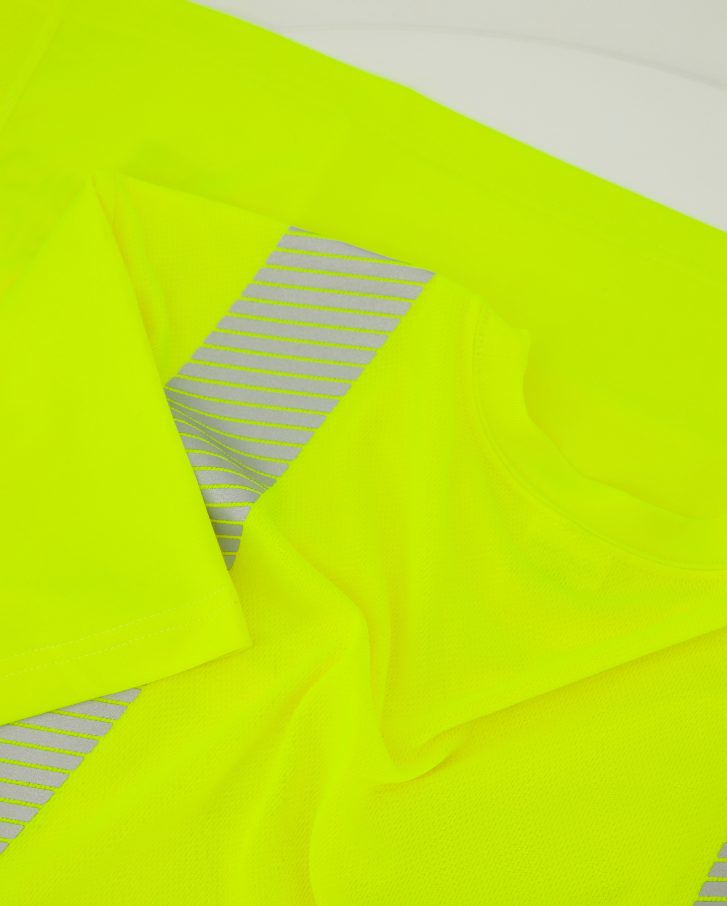 BREATHABLE HIGH-VISIBILITY LONG-SLEEVE T-SHIRT EN ISO 20471