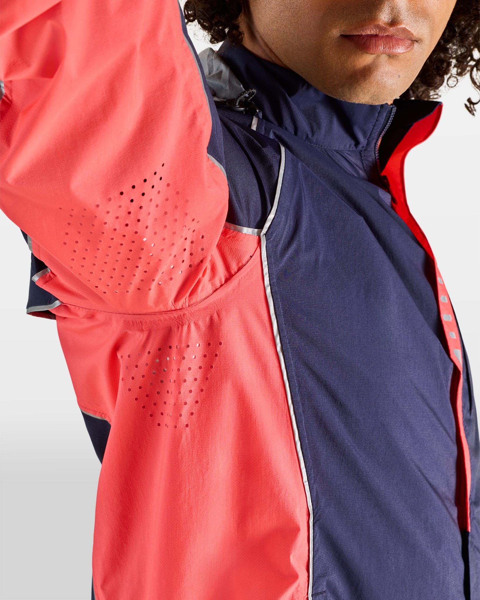 ULTRALEICHTE ESCAPADE-JACKE